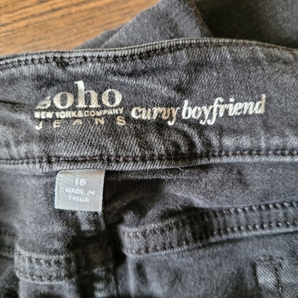 SOHO NY & Co Faded Black Curvy Boyfriend Jeans Size Women's 18 - Picture 10 of 11